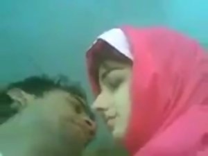 so Gracious Pakistani hijab Tandem Giving a kiss