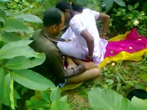 banging slut in orissa bush