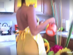 Toon style Abigail Mac getting off in the cook-room