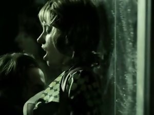 Balada Triste de Trompeta - spanish film - Carolina Group sex