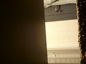 sister's upwards half in toilet room